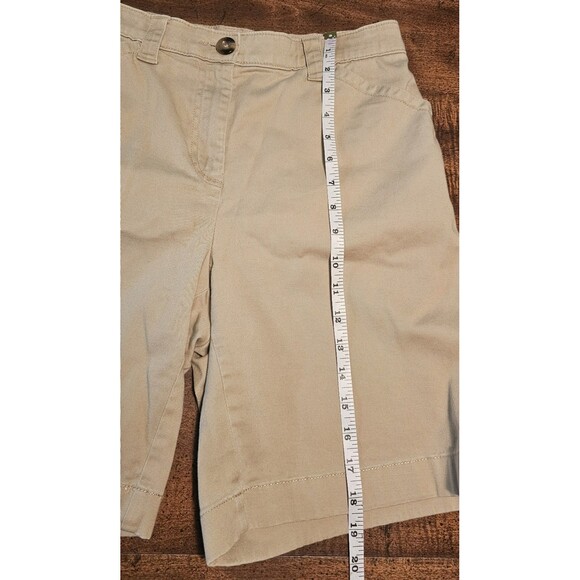 LL Bean Womens Shorts Size 8 Reg Classic Fit Khaki Tan Outdoors Hiking Stretch - Picture 10 of 11